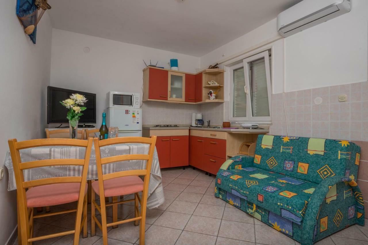 Apartman Zlatica Dramalj Exterior photo